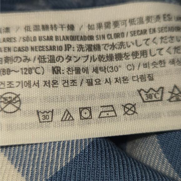 Ambercrombie & Fitch Womens Medium Button Up Shirt Blue Plaid Casual Lightweight - Picture 12 of 12